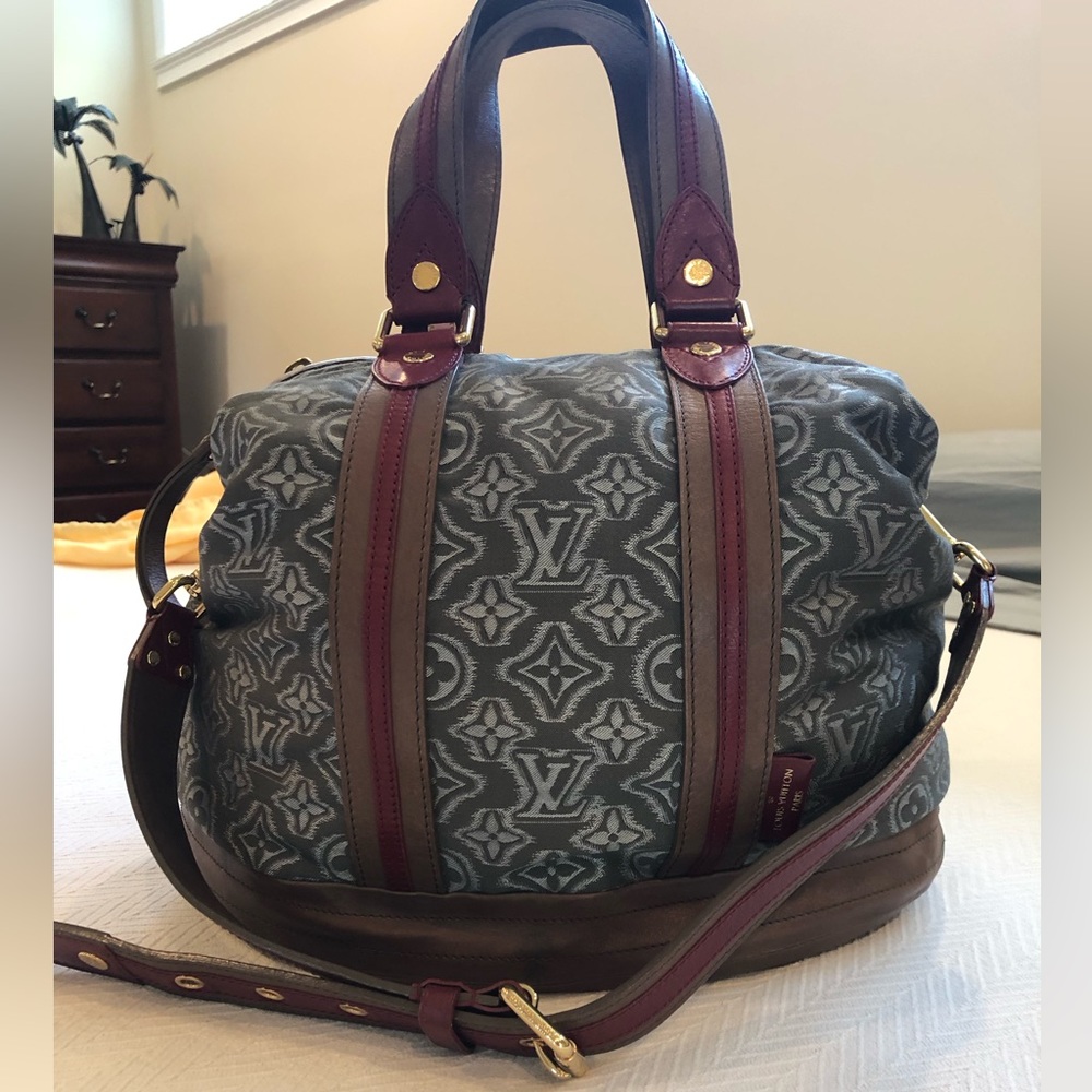 Louis Vuitton Aviator Bag